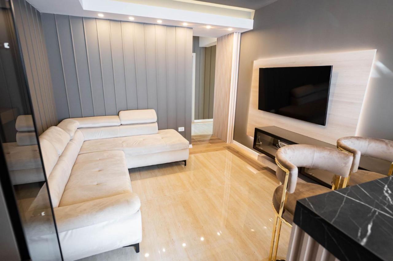 Filadelfia Apartment Suceava Buitenkant foto